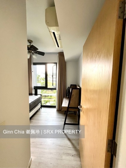 The Lakefront Residences (D22), Condominium #555565311